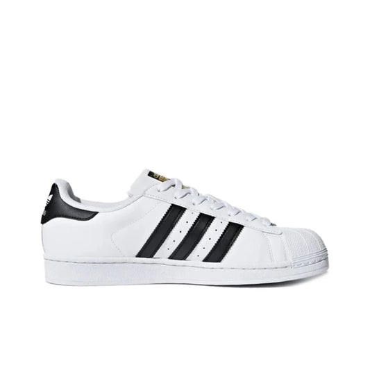 Classic Women's Skateboard Shoes - Black and White Outdoor Sports Sneakers | YeuroShop